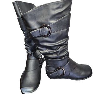 Black Slouchy Wide Calf Riding Boots. Size 8 1/2.